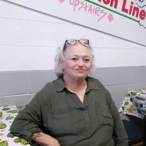 Meet your Posher, Annette